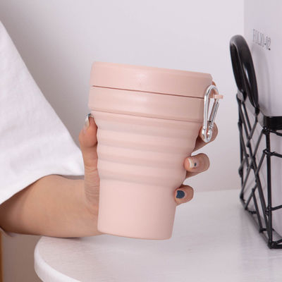 tazza da caffè pieghevole portatile del silicone 16oz con il coperchio e le paglie