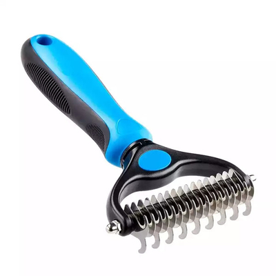 Il pettine di Cat Dog Pet Shedding Dematting Deshedding spazzola lungamente l'acciaio inossidabile della maniglia