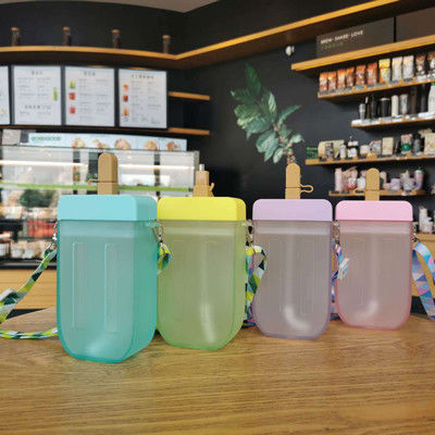 bottiglia di acqua sveglia di plastica 300ml multicolore con paglia