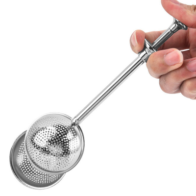 Infusori per palline da tè in acciaio inossidabile Manico lungo per spezie da tè in foglia