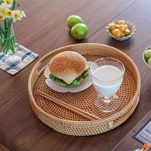 Giro tessuto a mano multifunzionale del rattan che serve Tray Serving Basket con il taglio