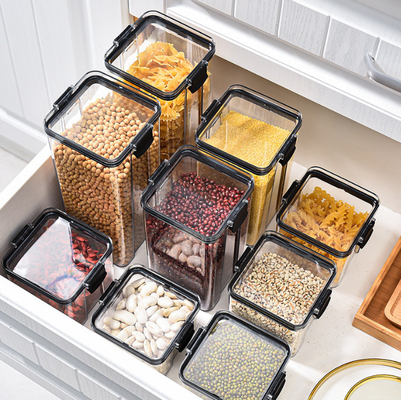 Contenitori di stoccaggio di plastica della dispensa dell'ANIMALE DOMESTICO della cucina per l'organizzazione 460ml 700ml dell'alimento