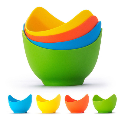 Bracconiere dell'uovo di 4 del pacchetto del silicone alla rinfusa rifornimenti della cucina per la microonda
