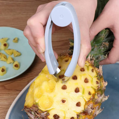 Dispositivo di rimozione del gambo della sgranatrice del pomodoro dell'ananas della patata della fragola di acciaio inossidabile della cucina