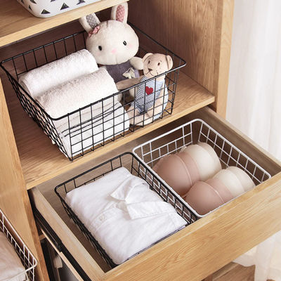 Organizzazione della dispensa dei cesti metallici del metallo dei canestri di stoccaggio di cavo con le maniglie