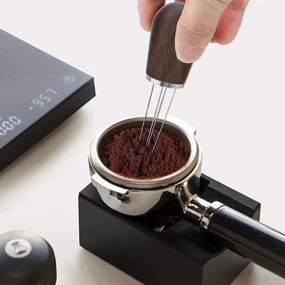 Strumento di legno naturale del distributore commerciale dell'ago del caffè espresso della maniglia con il supporto di legno